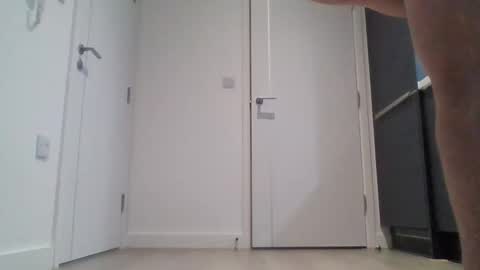 Snapshot of emrys2016833836 chatting on 12/21/25, 09:00 emrys2016833836 online show from 12/21/25, 09:00