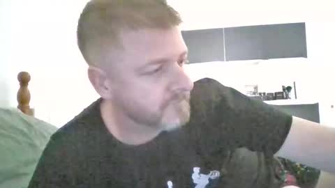 Snapshot of emrys2016833836 chatting on 02/17/26, 06:58 emrys2016833836 online show from 02/17/26, 06:58