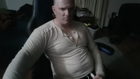 Snapshot of emsguy1 chatting on 03/22/26, 03:43 Matt online show from 03/22/26, 03:43