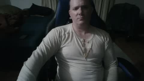 Snapshot of emsguy1 chatting on 03/29/26, 04:45 Matt online show from 03/29/26, 04:45