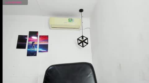 Emy online show from 12/09/24, 10:54