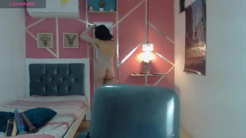 Emy online show from 03/06/25, 03:24