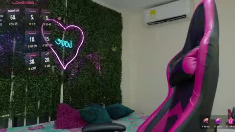 Emy online show from 03/10/26, 03:06