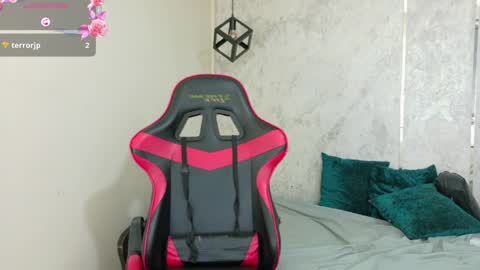 Emy online show from 04/10/26, 06:56