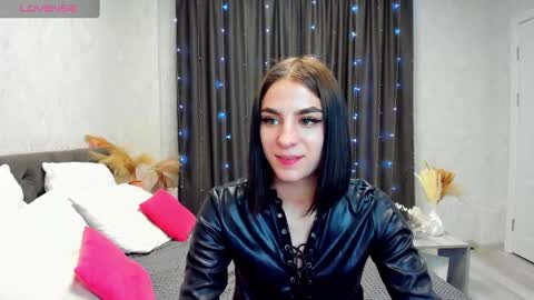 emy__angel online show from 12/28/24, 12:26