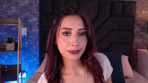 Snapshot of emy_fg chatting on 05/08/26, 07:19 Emy online show from 05/08/26, 07:19