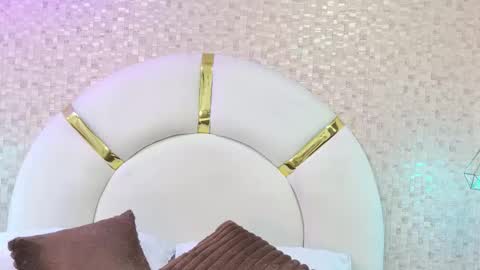 Emy  online show from 02/11/26, 11:37