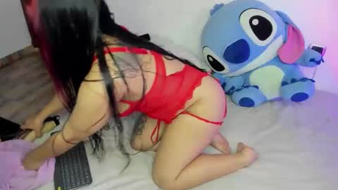 Im Emily would you like to help me reach 100  online show from 03/05/26, 08:27