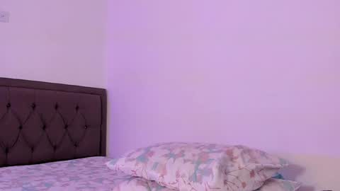 Emiliana online show from 12/10/24, 03:52