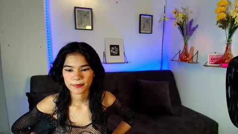 emycarver09 online show from 09/10/25, 12:16