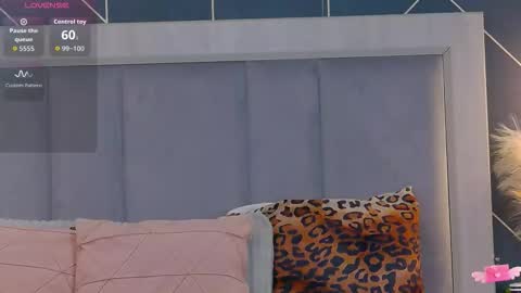  Emy  online show from 09/11/25, 05:18