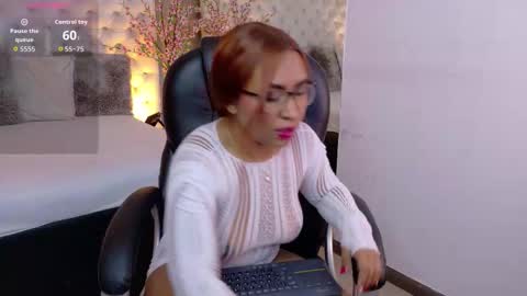 Sexy Emyli  online show from 01/14/26, 02:55