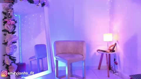 EMYLY  online show from 11/29/25, 11:19