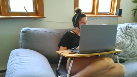 emyxxl online show from 05/26/26, 05:53