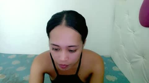 Snapshot of enchantress_nica69x chatting on 09/13/25, 08:58 Nica online show from 09/13/25, 08:58