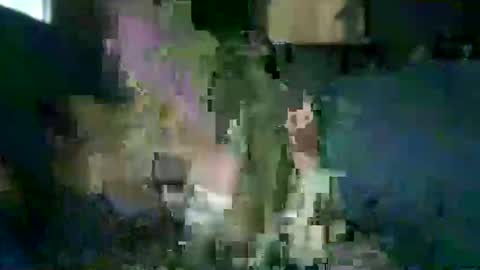 encormoi online show from 11/18/25, 08:30