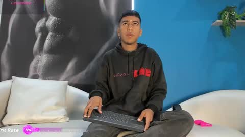 Ender online show from 10/11/25, 02:26