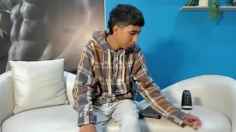 Ender online show from 01/12/26, 02:22