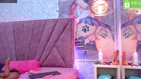 Snapshot of engel_devil chatting on 01/22/25, 12:17 Engel online show from 01/22/25, 12:17