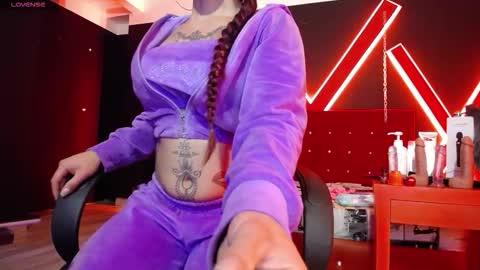 Snapshot of engel_devil chatting on 10/20/25, 10:59 Engel online show from 10/20/25, 10:59