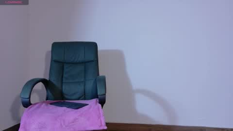 Snapshot of engel_devil chatting on 11/09/25, 01:09 Engel online show from 11/09/25, 01:09