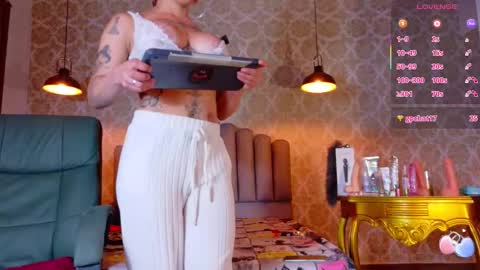 Snapshot of engel_devil chatting on 11/21/25, 12:37 Engel online show from 11/21/25, 12:37