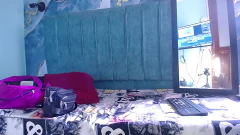 Snapshot of engel_devil chatting on 11/23/25, 02:28 Engel online show from 11/23/25, 02:28