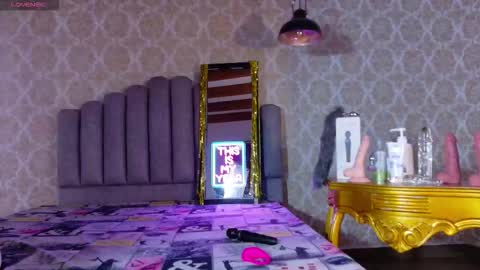 Snapshot of engel_devil chatting on 01/07/26, 12:18 Engel online show from 01/07/26, 12:18