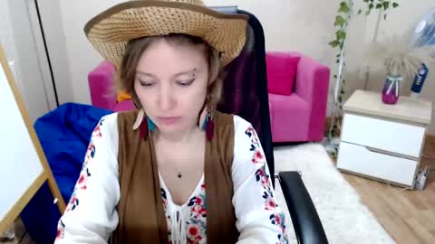 englishgirll online show from 04/19/26, 06:10