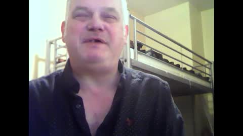 englishguysurrey online show from 01/22/25, 10:05