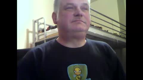 englishguysurrey online show from 11/26/25, 07:59