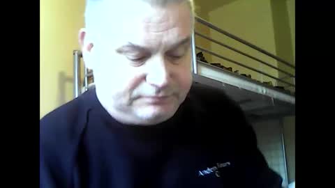 englishguysurrey online show from 01/12/26, 09:47