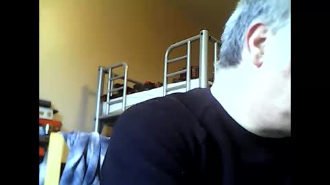 englishguysurrey online show from 04/05/26, 05:59