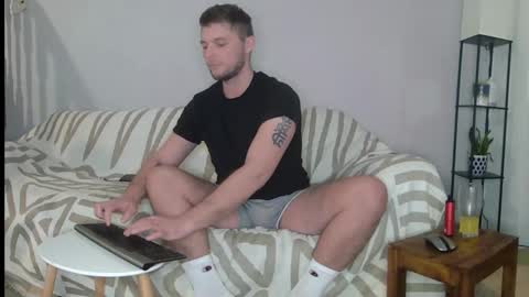 Englishladxxx online show from 12/12/24, 02:04