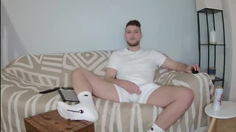Englishladxxx online show from 04/05/26, 08:39