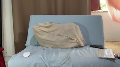 Luke online show from 02/21/25, 05:09