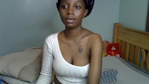 enkarxx online show from 03/11/25, 07:48