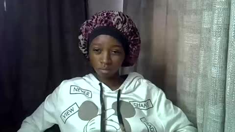 enkarxx online show from 10/02/25, 12:23