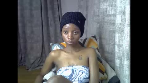 enkarxx online show from 10/03/25, 07:00