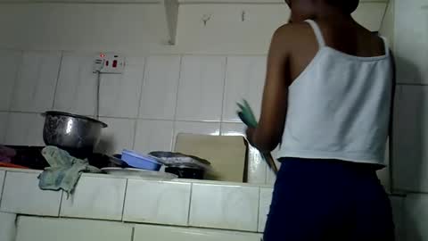 enkarxx online show from 04/23/26, 08:11