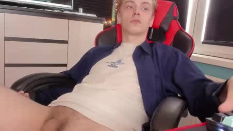 Enker online show from 09/19/25, 01:56