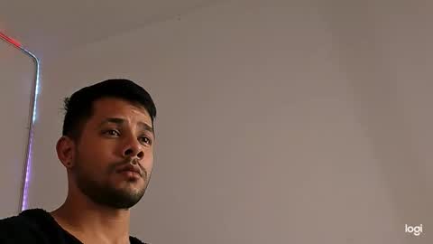 enmanuelgutierrez40 online show from 01/05/26, 05:27