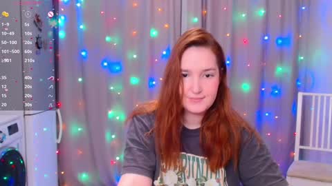 Snapshot of enorolve chatting on 01/02/25, 03:19 Horny Mary online show from 01/02/25, 03:19