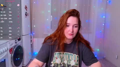 Snapshot of enorolve chatting on 01/06/25, 08:28 Horny Mary online show from 01/06/25, 08:28