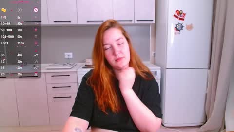 Snapshot of enorolve chatting on 01/17/25, 09:28 Horny Mary online show from 01/17/25, 09:28