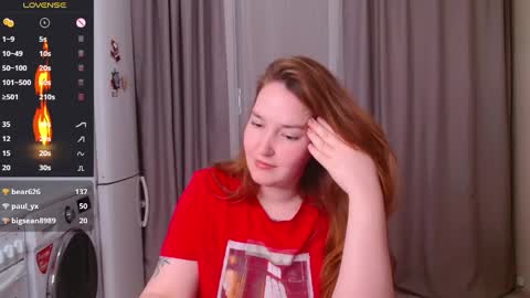 Snapshot of enorolve chatting on 02/13/25, 10:00 Horny Mary online show from 02/13/25, 10:00