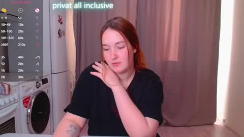 Snapshot of enorolve chatting on 02/27/25, 05:13 Horny Mary online show from 02/27/25, 05:13