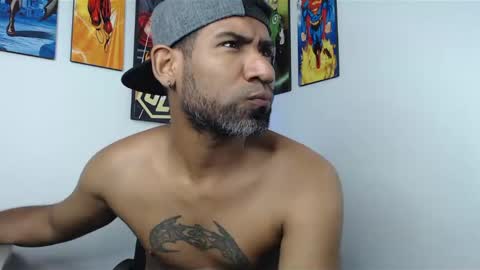 enriblack92 online show from 01/17/25, 04:28