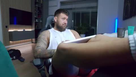 Erik online show from 02/02/26, 09:02