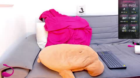 enrique online show from 01/04/25, 08:16